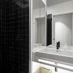 Whome Urban Elegance: A Modern Haven In Lisbon's Heart Διαμέρισμα *