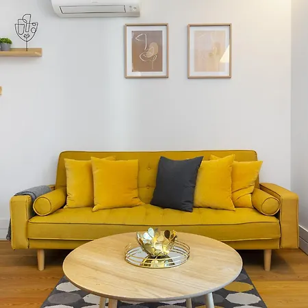 Whome Urban Elegance: A Modern Haven In Lisbon's Heart *